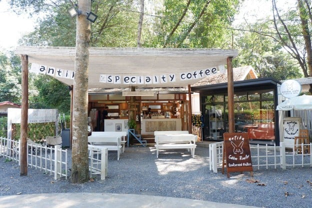 บรรยากาศ Antika  Specialty Coffee