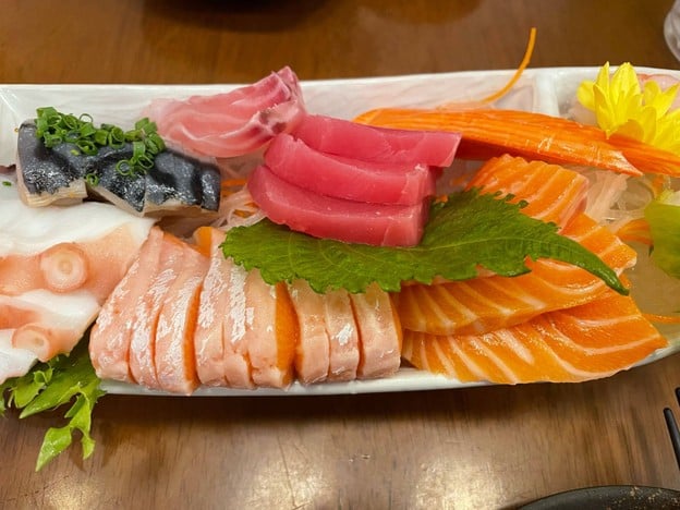 Nari Buffet & Japanese Restaurant