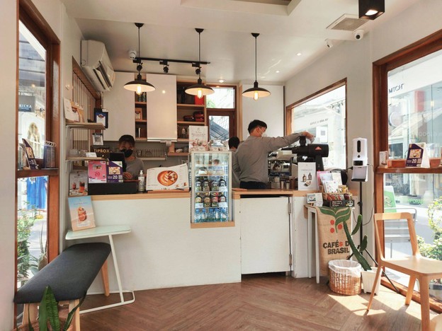 บรรยากาศ Van Hart Coffee The Circle Ratchapruk