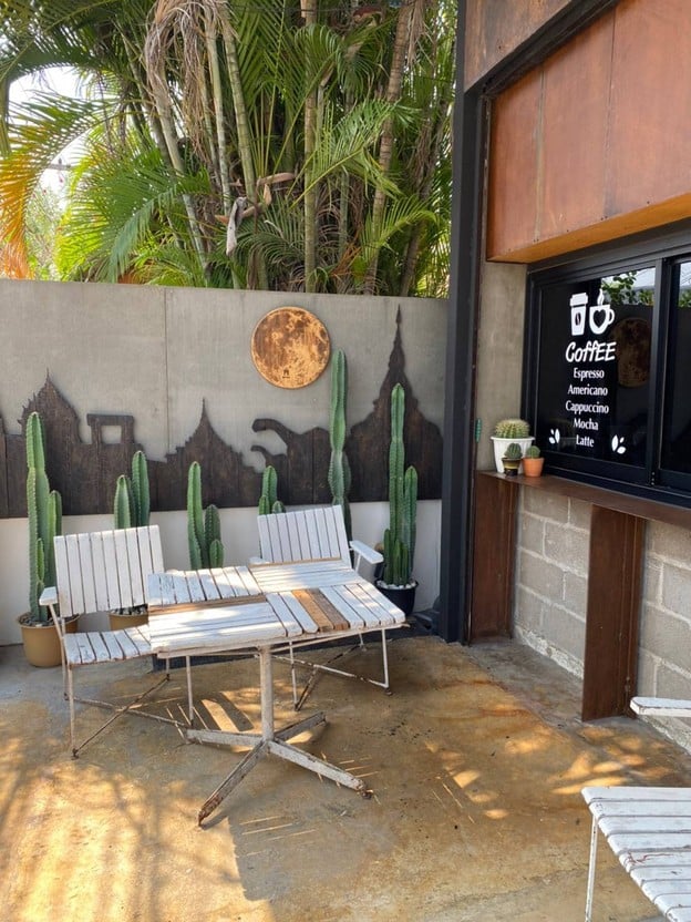 ตู้กาแฟ ถนนรื่นรมย์ ขอนแก่น