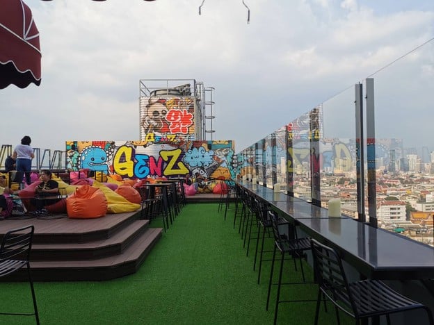 บรรยากาศ Genz Bar