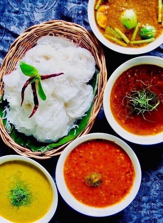 เมนูของร้าน ขนมจีนเมืองคอน ถนนพานยม