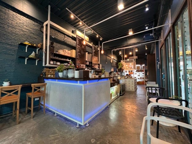 NOB Cafe' สีลม