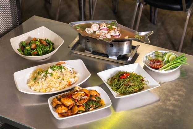 เจ๊ไข่ ซีฟู้ด ประชาชื่น ประชาชื่น