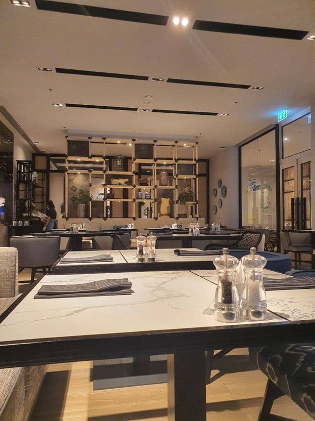 ร้านชาวเล คิทเช่น (Chao Leh Kitchen) Four Points by Sheraton Phuket Patong Beach Resort