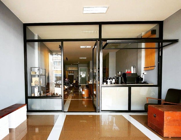 หน้าร้าน KNA specialty coffee