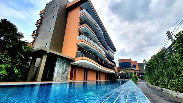 โรงแรม ราชาบุระ