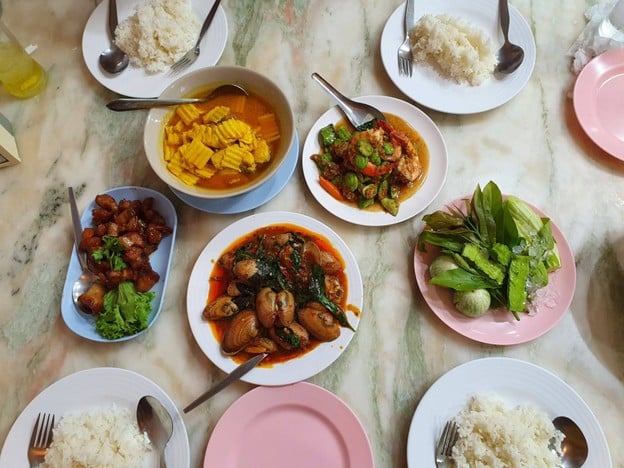 บรรยากาศ เบียร์หิมะ ประชาชื่น