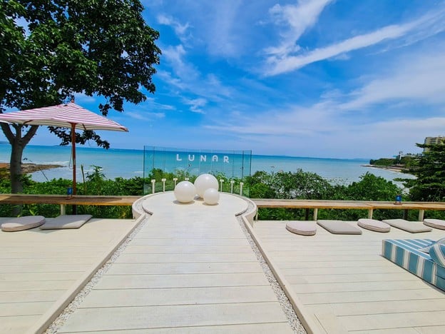 The Lunar Beach House, Pattaya