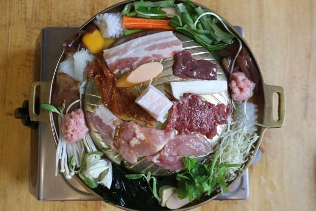 ควันจุ้งจุ้ง หมูกระทะ   สาขาสบตุ๋ย