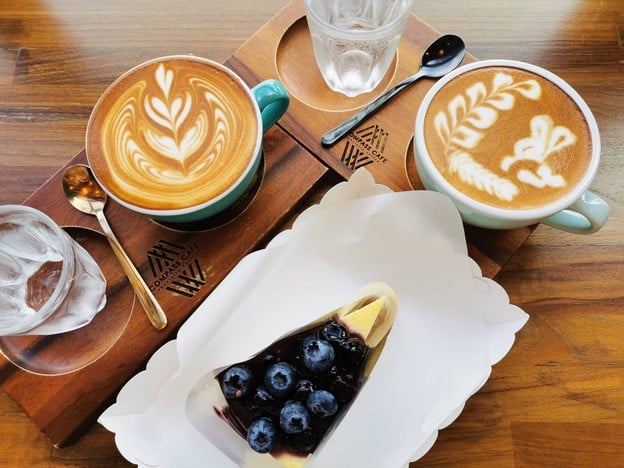 เมนูของร้าน COMPASS COFFEE ROASTERS กบินทร์บุรี