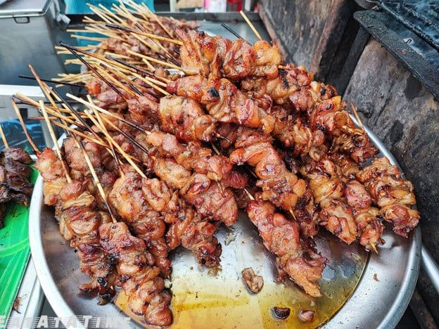 เมนูของร้าน หมูเวล