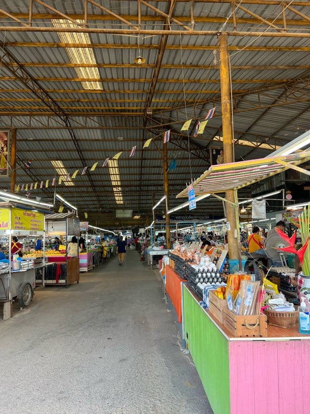 ตลาดนัดรถไฟ ปราณบุรี