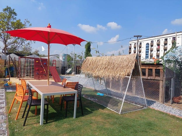 ลิตเติ้ลลอฟท์ คาเฟ่ แอนด์ ฟาร์ม สลัด สด กรอบ อร่อยมาก สำนักงานใหญ่