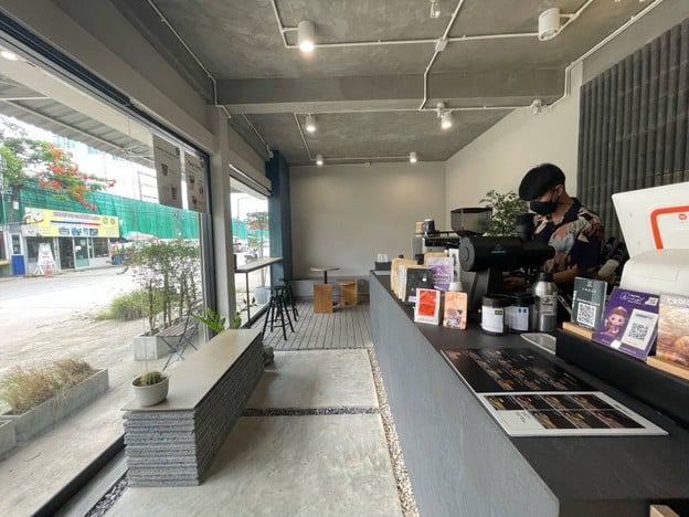 THREE Coffee Roaster รังสิต