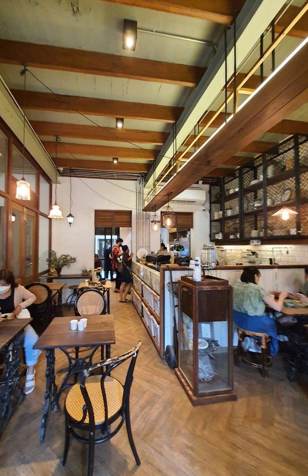 บรรยากาศ Farm to Table ไฮด์เอาท์