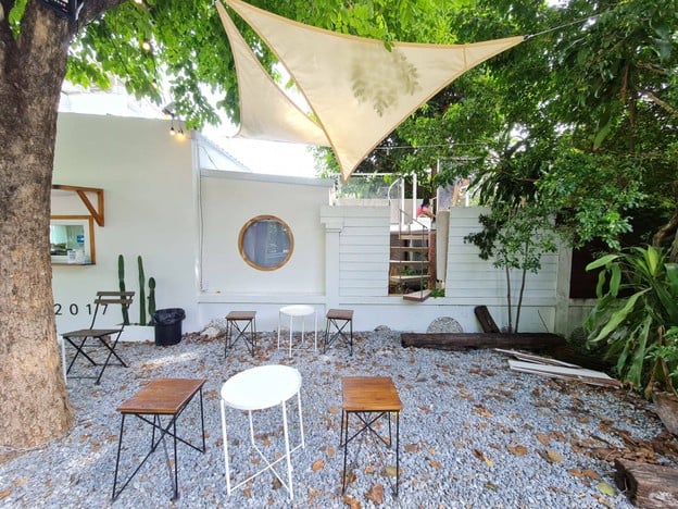 บรรยากาศ 88 ออนซ์ (88 Ounce - 88Oz) แปดสิบแปด ออนซ์ สาขา สถานีรถไฟฟ้าโพธิ์นิมิตร