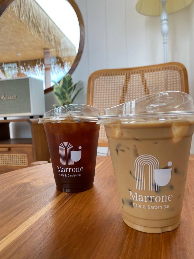 Marrone cafe & Garden Bar