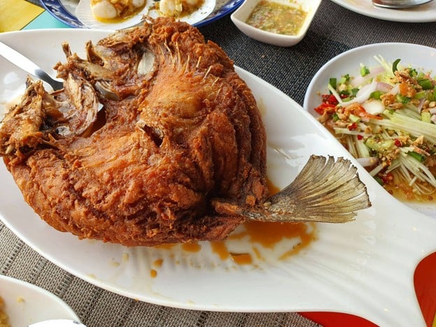วิวดี ซีฟู้ด View D Seafood นาเกลือ