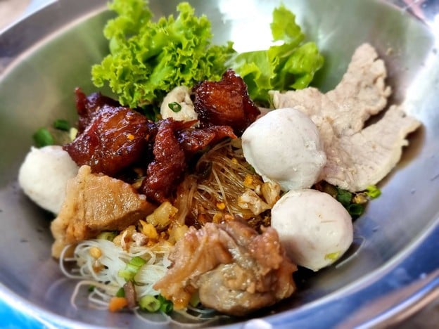 เมนูของร้าน เพ็ญพริกเผ็ด