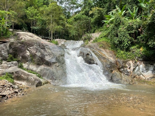 น้ำตกหมอแปง