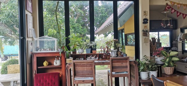 Khuntoi Coff&Cake วังน้ำเขียว