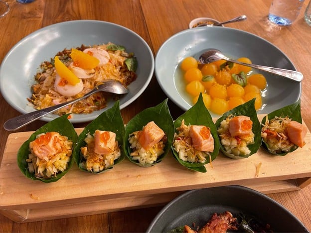 เมนูของร้าน REEVE BEACH CLUB & RESTAURANT -