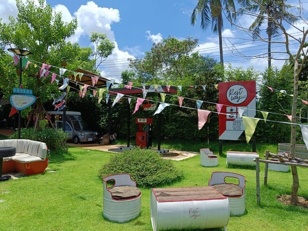 REST WAY CAFE & BISTRO เรสต์เวย์คาเฟ่แอนด์บิสโทร