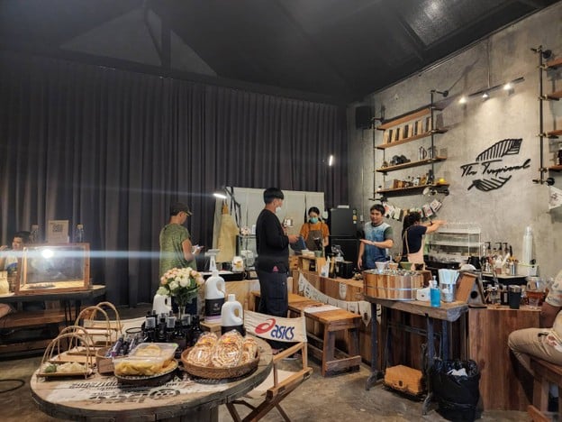 The Tropical Eco cafe