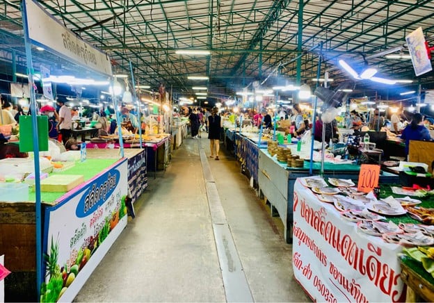 ตลาดนัดอีสเทิร์นอ่างศิลา