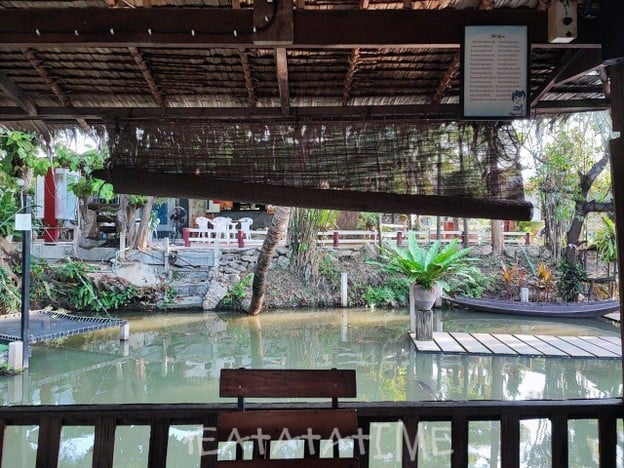 บรรยากาศ ครัววันดีอาหารป่า