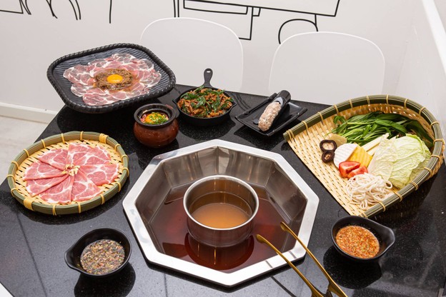 Evaime Shabu Shabu ทองหล่อ