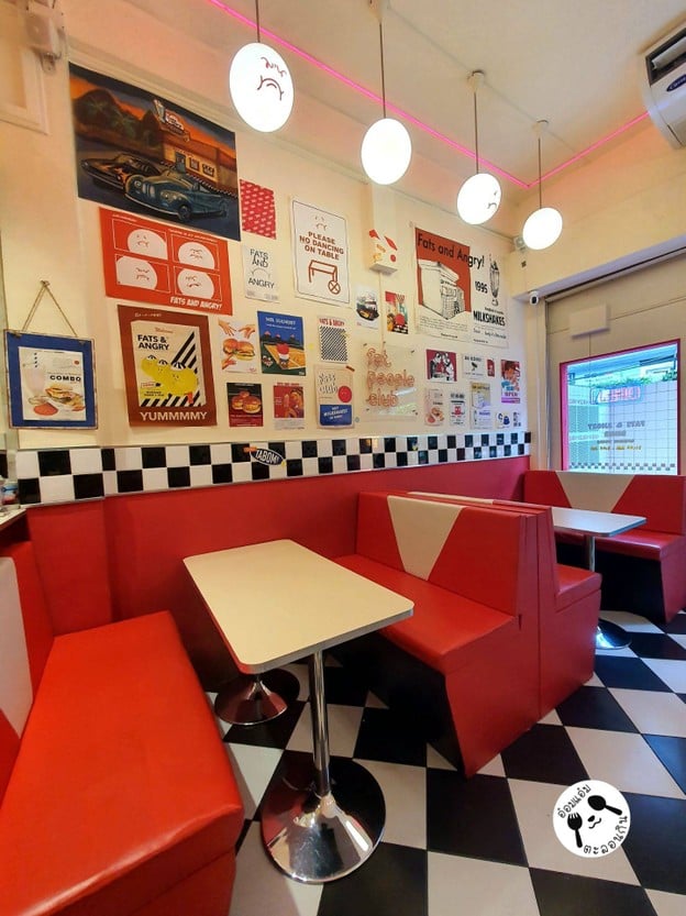 บรรยากาศ Fats and Angry Bang Rak