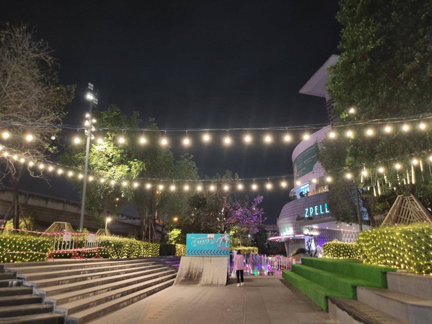 บรรยากาศ Future Park & Zpell