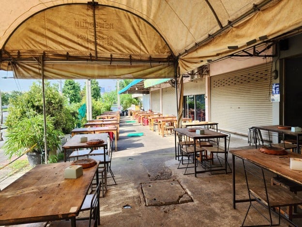 ราชพฤกษ์ซีฟู้ดบุฟเฟ่ต์ ประชาชื่น