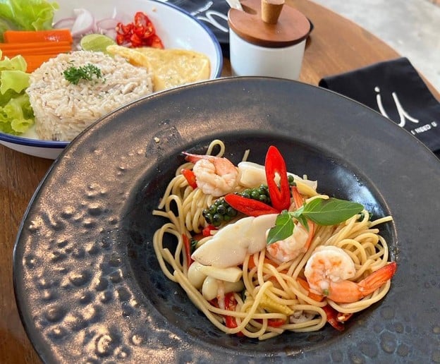 เมนูของร้าน Coffee I Need U Coffee i need u