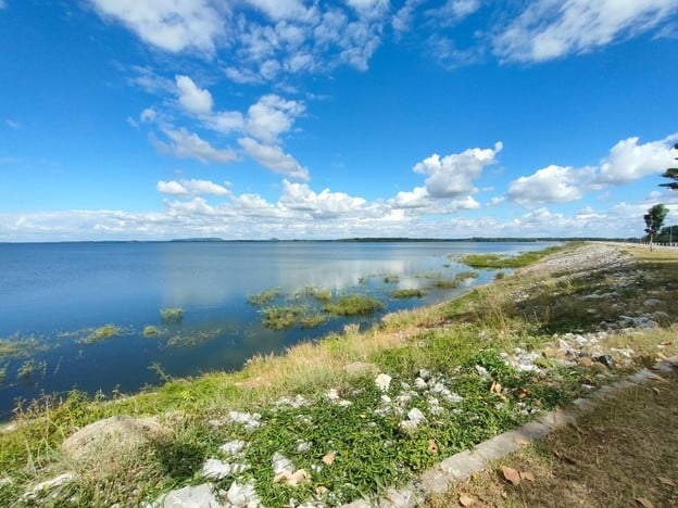 บรรยากาศ เขื่อนลำปาว