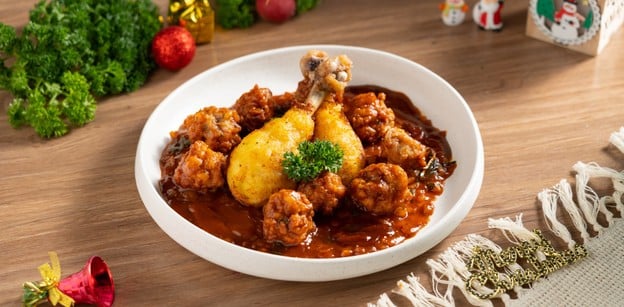 วิธีทำ “น่องไก่จำแลงกาย” เมนูทอดซอสเข้มสุดว้าว เหมาะตี้ช่วงคริสมาสต์