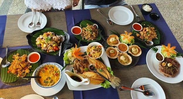 เมนูของร้าน The Hilltop