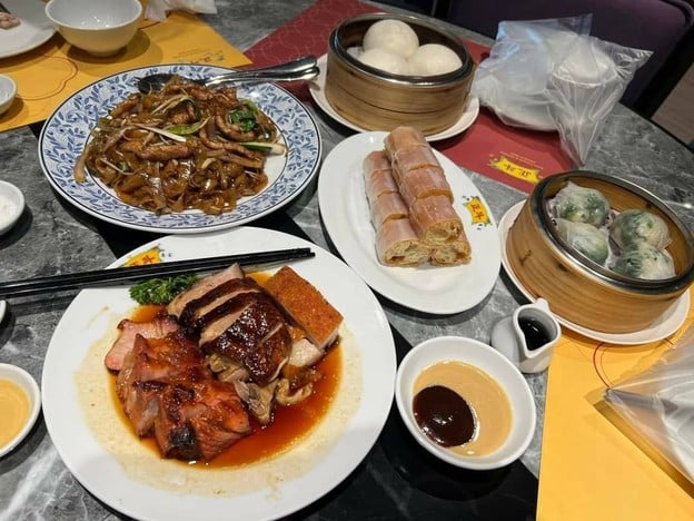 Tasty Congee & Noodle Wantun Shop สยามพารากอน