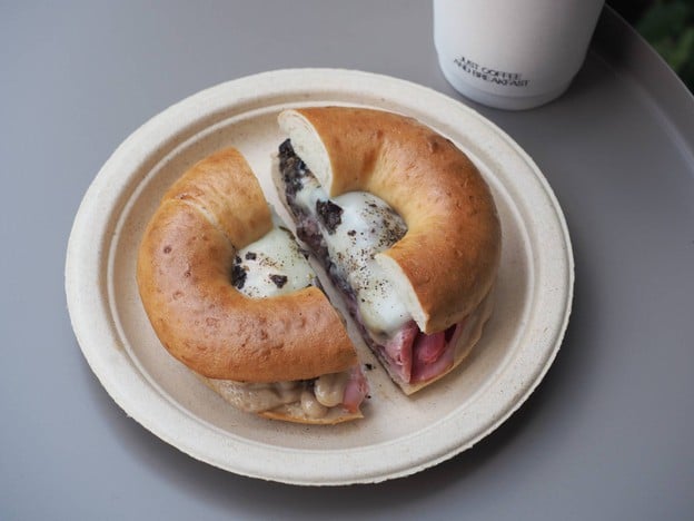 nocafe.justcoffeeandbreakfast In-house