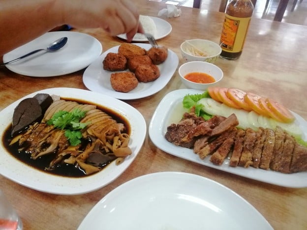 เมนูของร้าน กุ่ยโภชนา