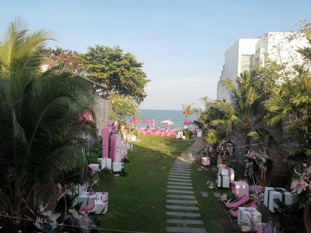 Top Seacret Beach Cafe