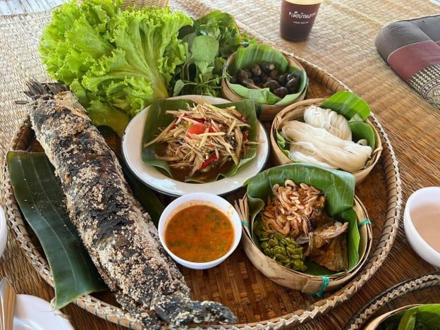 สุขใจแลนด์