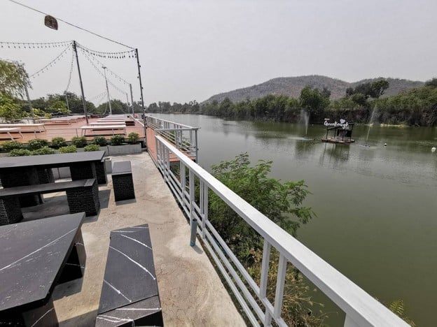 กรีนบาวคาเฟ่ Greenbough cafe