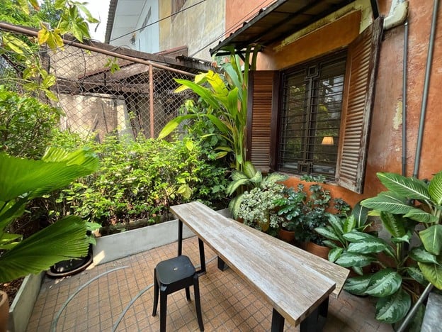 พบหน้า สีลม speciality coffee