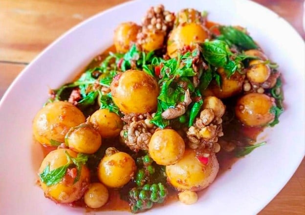 ร้านพี่แมวอาหารป่า ตลาดไท