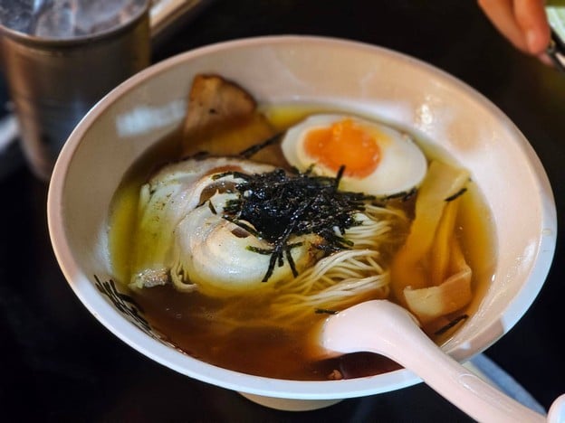 เอบิสึ ราเมน Ebisu Ramen สาขา บางจากนาเกลือ พัทยา