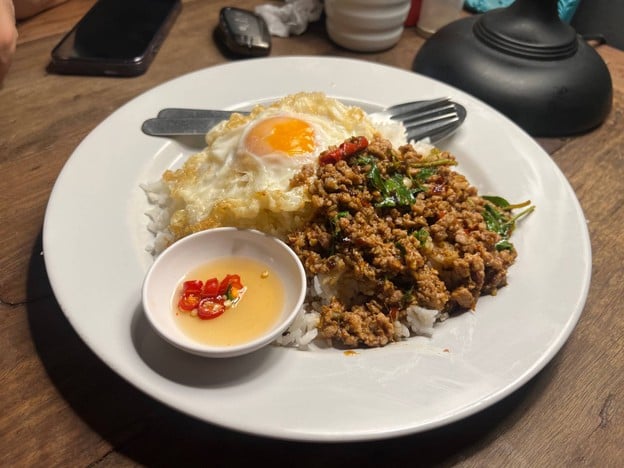 สุขเกษม คอฟฟี่ แอนด์ เรสเตอรองค์ สกลนคร