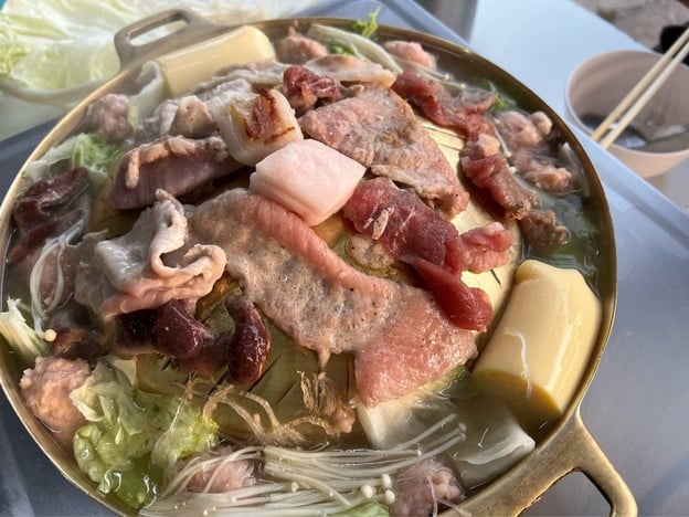 หมูกระทะช้างเผือก สาขาแรก